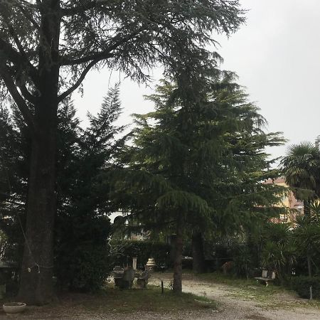 B&B " Guzzi - Inn " Mandello del Lario Exterior photo