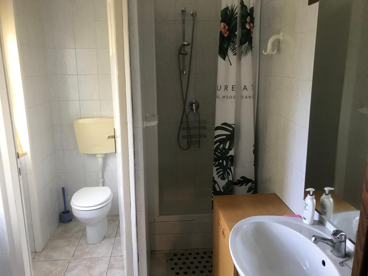 B&B " Guzzi - Inn " Mandello del Lario Exterior photo