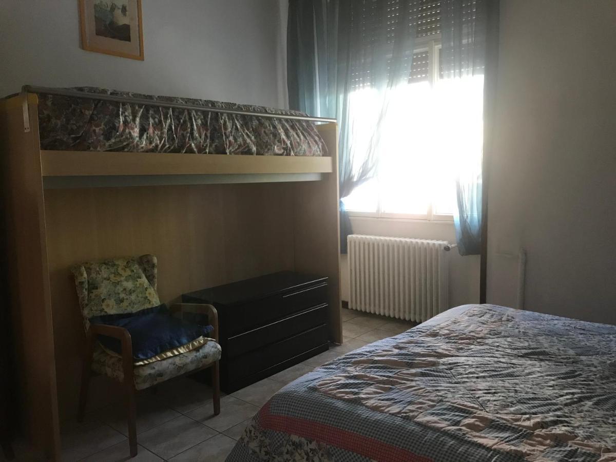 B&B " Guzzi - Inn " Mandello del Lario Exterior photo